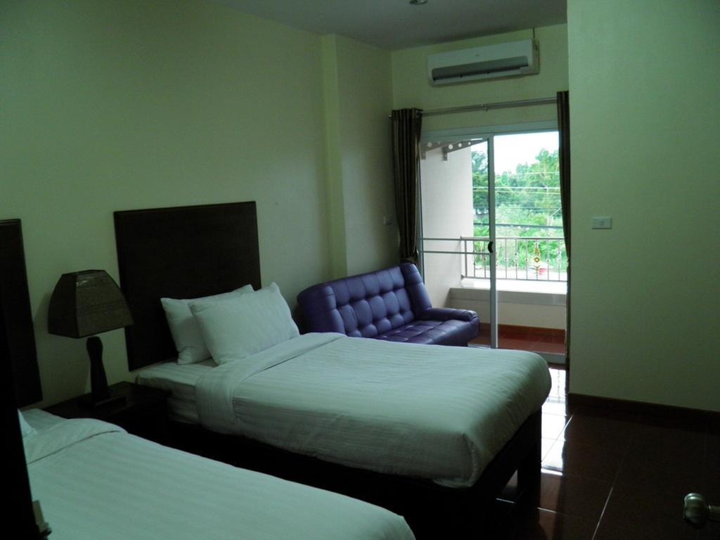 Ruen Narisra Resort Sukhothai Zimmer foto